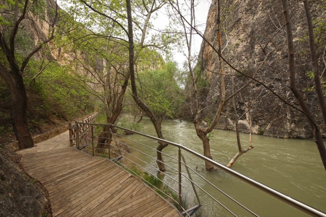 Tohma Kanyonu'nun kapalı bölümleri turizme kazandırılıyor