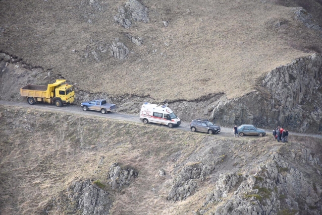 AA muhabiri çekim yaparken uçuruma yuvarlandı