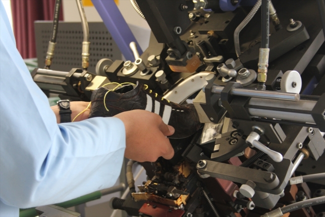 Türkiye'nin "ayakkabı tasarımcıları" bu okulda yetişiyor