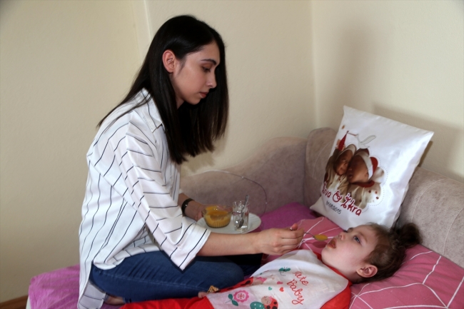 Hasta ikizlerin ailesi yardım bekliyor