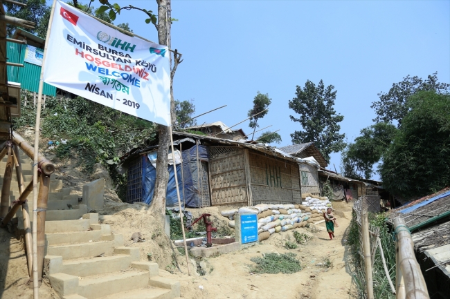 Arakanlı Müslümanlar için "Emir Sultan Köyü" kuruldu