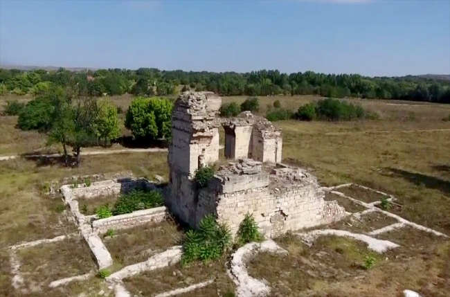 Fatih'in fethe çıktığı sarayın çevresi ören yeri olarak açılacak