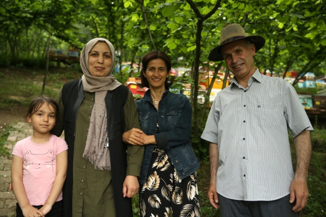 3 çocuk annesi hayallerine arıcılıkla kavuştu
