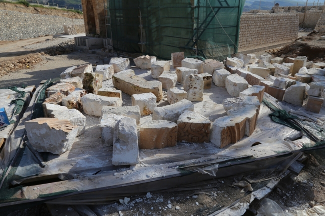 612 yıllık minare yeni yerinde yükseliyor