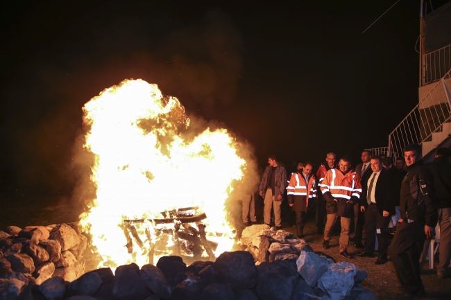 Bakan Pakdemirli, ormancılarla bin 860 rakımda iftar yaptı