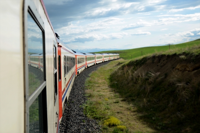 Turistik Doğu Ekspresi'nin ilk seferi bugün