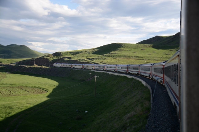 Turistik Doğu Ekspresi'nin ilk seferi bugün