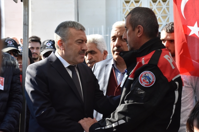 Trafik kazasında şehit olan polis memuru son yolculuğuna uğurlandı