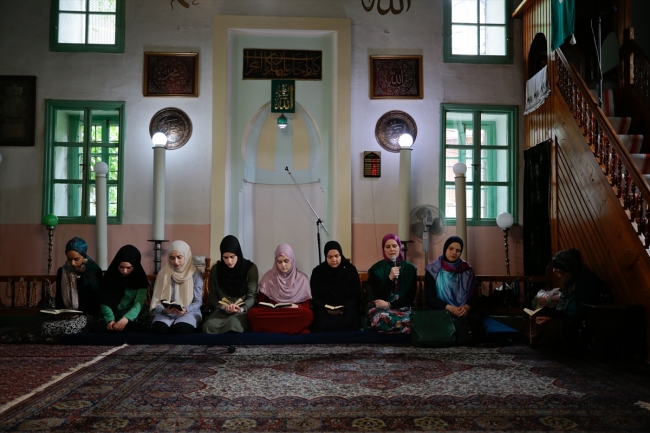 Saraybosna'nın ramazan geleneği: Kadınlar mukabelesi