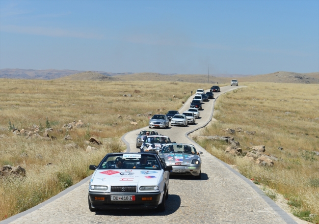 Dostluk ve Barış Rallisi Şanlıurfa'da