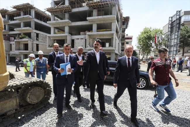 Süresinde bitmeyen kentsel dönüşüm projelerine fesih hakkı geliyor