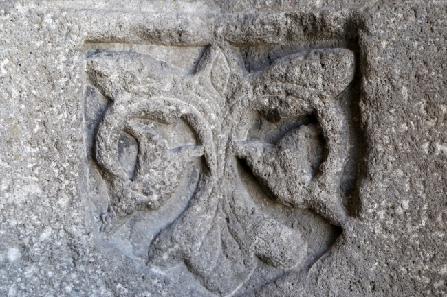 Eşsiz mimarisi ve estetik motifleriyle Çifte Minareli Medrese