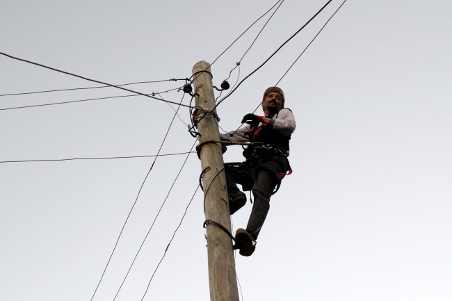 Oruçlarını bazen direk dibinde bazen de dağın başında açıyorlar
