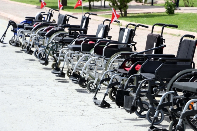 125 engellinin akülü araç ve tekerlekli sandalye sevinci
