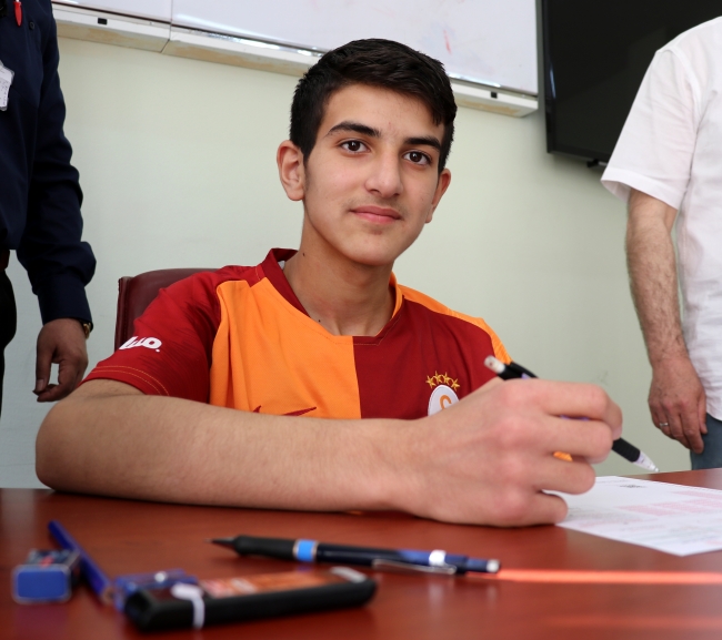 Sınav heyecanını hastanede yaşadı