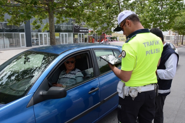 81 ilde bayram denetimi: Aranan bin 405 şüpheli yakalandı