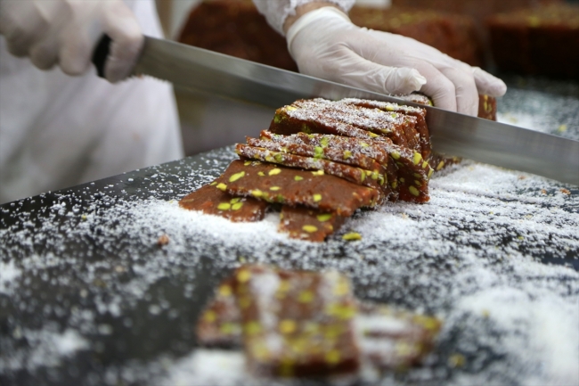 Çukurova'nın "bayram şekeri" Cezerye