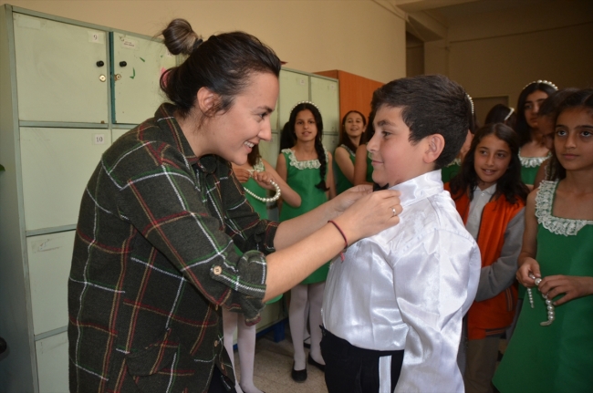 Çocukların geleceğini "Mavi Hayaller"le süsledi