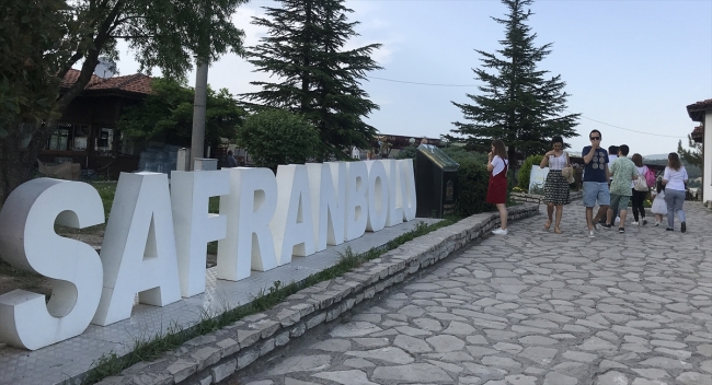 Safranbolu 5 günde yaklaşık 75 bin turist ağırladı