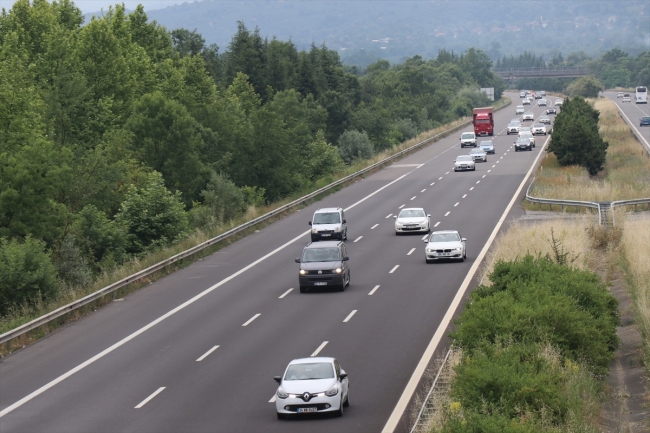 Bayram tatilinde Bolu Dağı'ndan 710 bin araç geçti