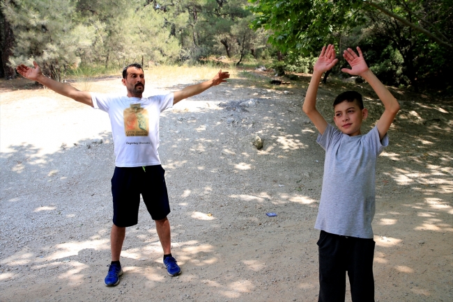 Baba ile oğlunun "hayat koşusu"