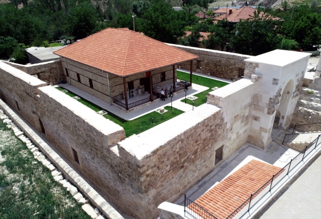 7 asırlık Alaaddin Camii'nin izleri gün yüzüne çıkarıldı