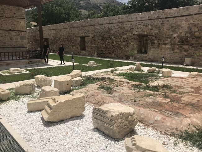 7 asırlık Alaaddin Camii'nin izleri gün yüzüne çıkarıldı