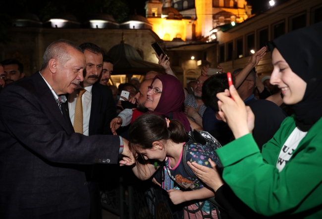 Cumhurbaşkanı Erdoğan Eyüp Sultan Camii'nde