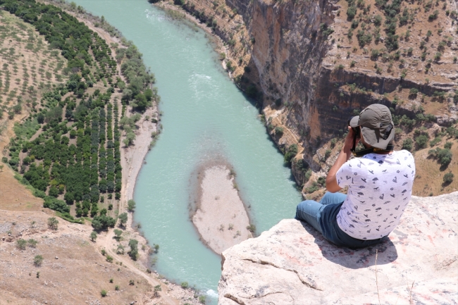Botan Vadisi'ne tepeden bakış ilgi görüyor