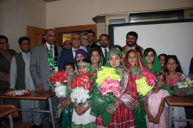 Türkiye Maarif Vakfı Afganistan'da kız lisesi ve anaokulu açtı