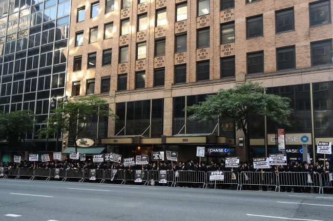 Ortodoks Yahudiler İsrail'in zorunlu askerlik politikasına "hayır" dedi