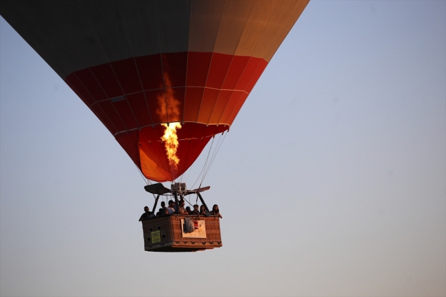 Sıcak hava balonlarıyla kuş bakışı Kapadokya