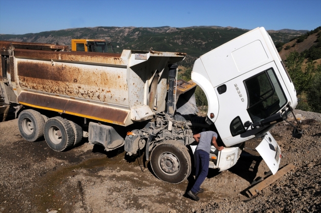 Kuşun yuva yaptığı kamyon seferden çekildi
