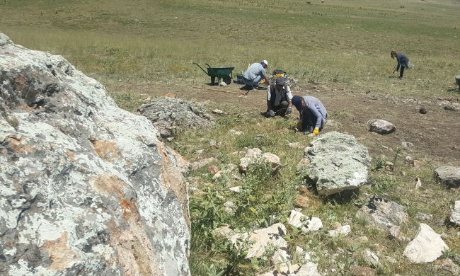 Definecilerin zarar verdiği Malkaya'da kurtarma kazılarına başlandı