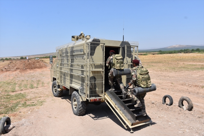 ÖSO ilk zırhlı aracını üretti