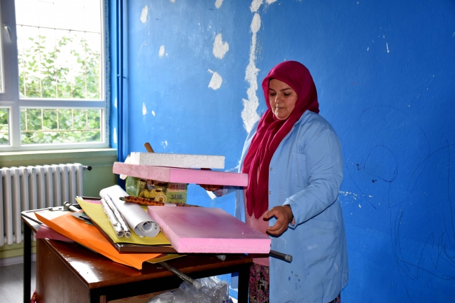 Mahalle sakinleri okullarını yeni döneme hazırladı