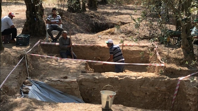 Bursa'da Roma dönemine ait lahit mezar bulundu