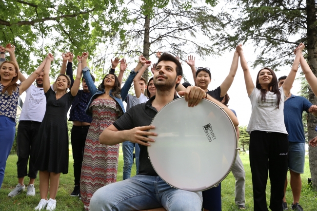 Türk dünyasının sesi Avrupa ve Balkanlar'da yankılanacak
