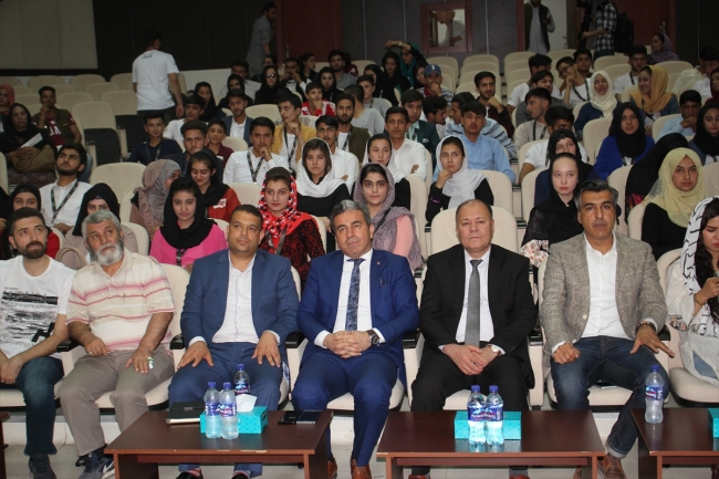TRT Afgan gençlere gazetecilik eğitimi verdi