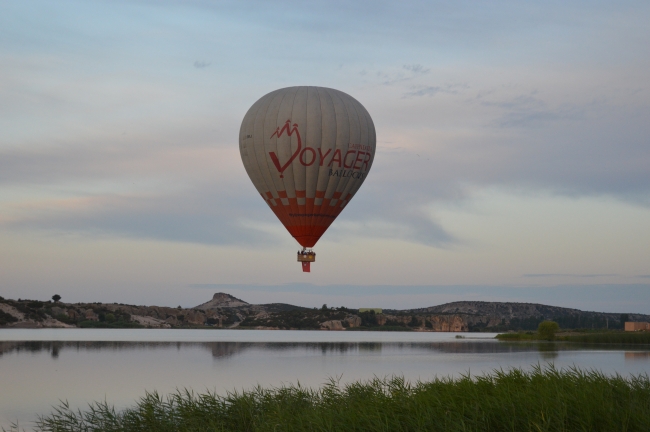 Frigya'da ilk sıcak hava balonu havalandı
