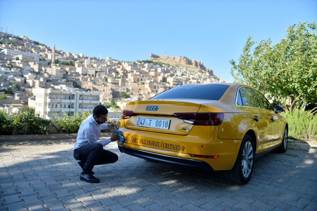 Mardinli taksici şehit yakınlarını ücretsiz taşıyor