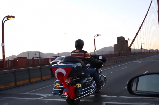 15 Temmuz şehitleri Golden Gate Köprüsü'nde anıldı