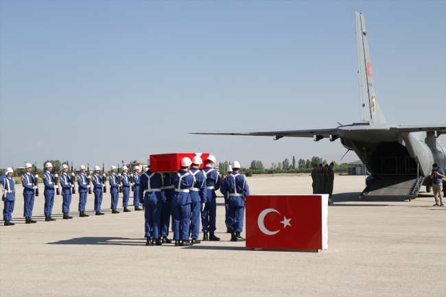 Van'da şehit Ahmet Sinan Demircan için tören düzenlendi