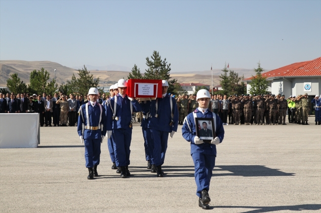 Van'da şehit Ahmet Sinan Demircan için tören düzenlendi