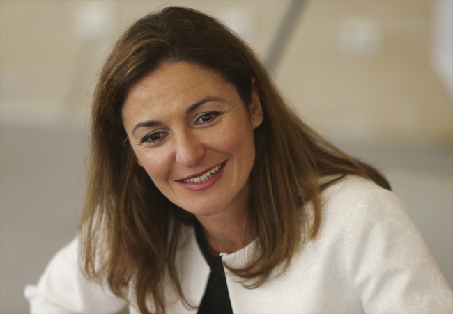 NASA'daki Türk profesör kara deliklerin sırlarını anlattı