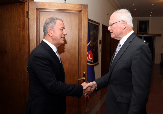 Bakan Akar ABD'nin Suriye Özel Temsilcisi Jeffrey'i kabul etti