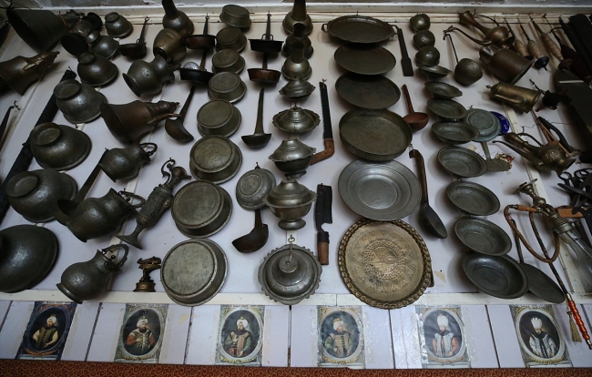 Trabzon'da çay ocağındaki köy müzesi ilgi görüyor