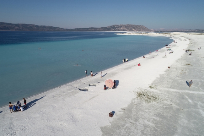 Salda Gölü'nde gün batımı bir başka güzel