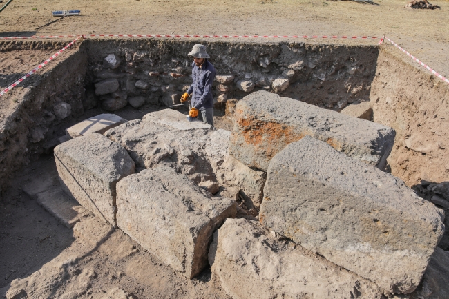 Ahlat'taki iç kalede Oğuz damgaları bulundu
