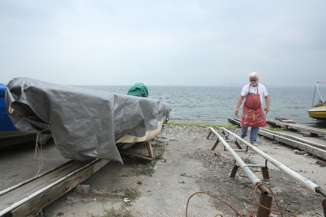 Deprem gerçeğine rölyef tablosuyla dikkat çekiyor